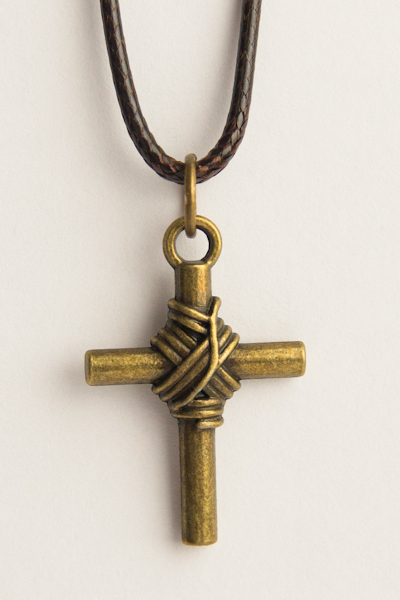 Кулон металлический под бронзу на х/б шнурке Крестик с обвязкой накрест (КМБШк-14)