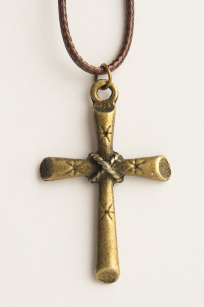 Кулон металлический под бронзу на х/б шнурке Крест с обвязкой накрест (КМБШк-10)