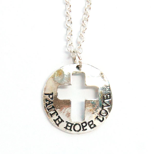 Кулон на цепочке - Крест вырубка в круге надпись - Faith Hope Love (под серебро)