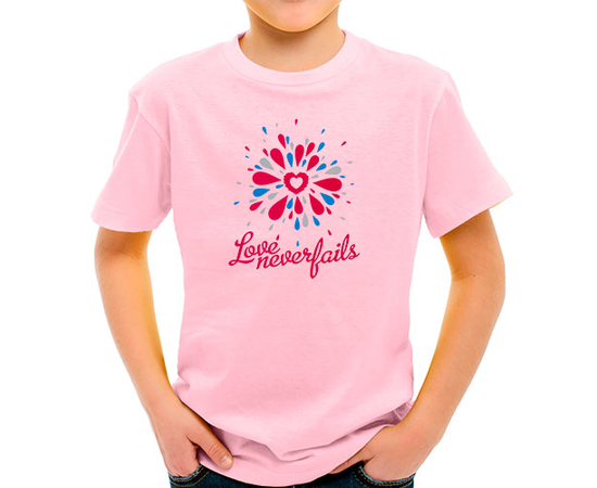 Детская футболка - Love never fails (Любовь никогда не перестаёт) - розовая