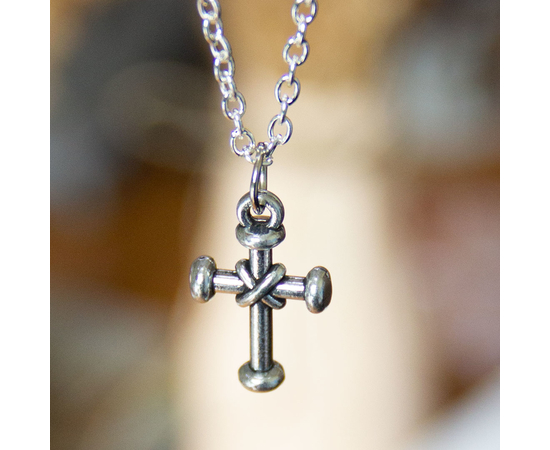 Кулон на цепочке - Крест с обвязкой (под серебро)